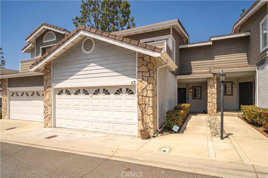 Property photo for 113 Autumn Oaks Lane, Glendora, CA
