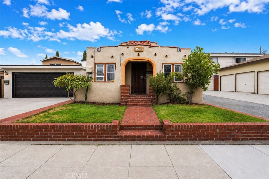 Property photo for 12023 Freeman Avenue, Hawthorne, CA