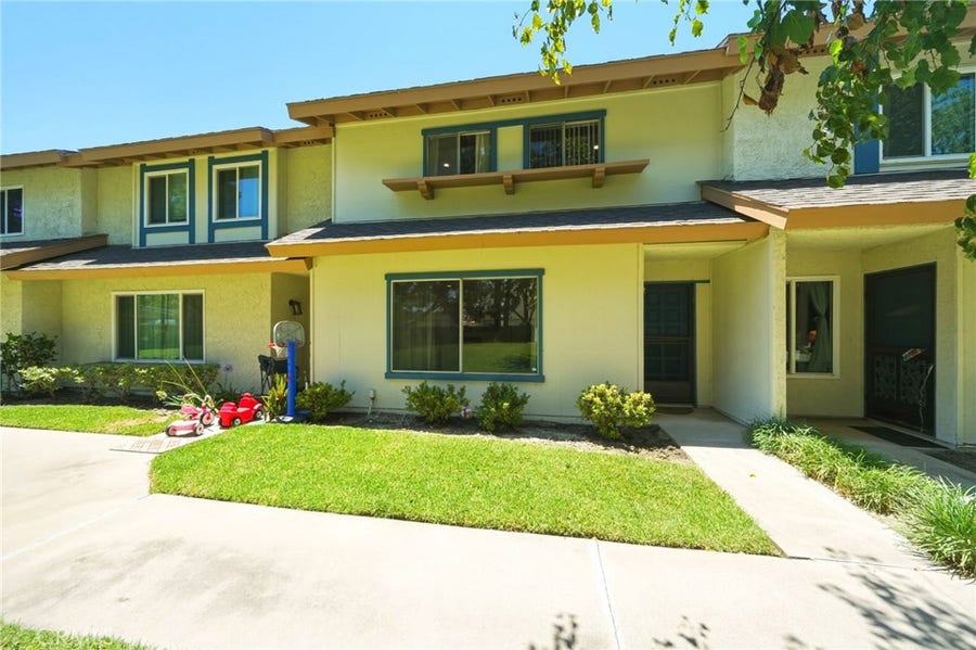 Property photo for 5950 Imperial, South Gate, CA