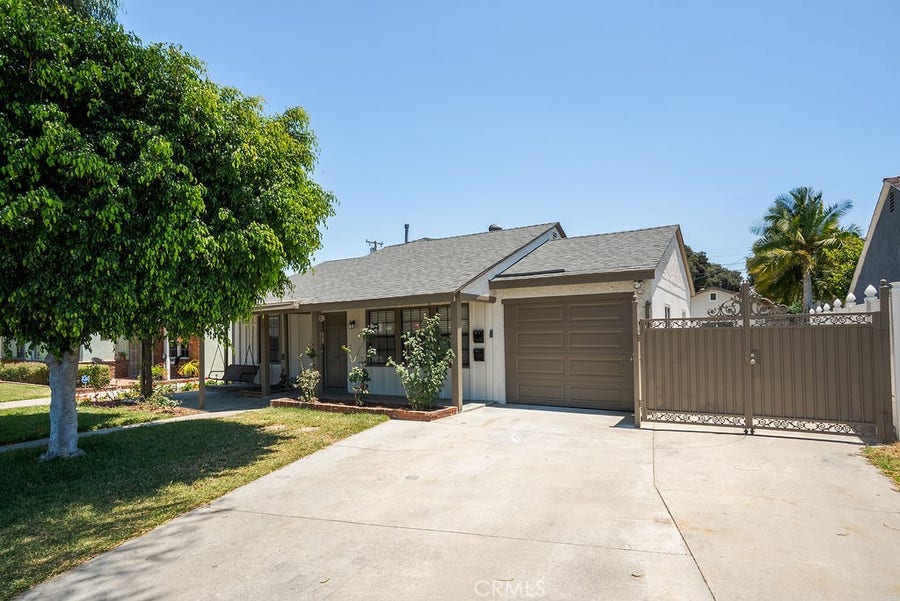 Property photo for 13918 Fidler, Bellflower, CA