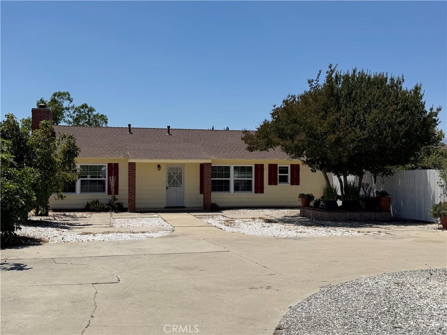 Property photo for 1447 S Valley Center, Glendora, CA