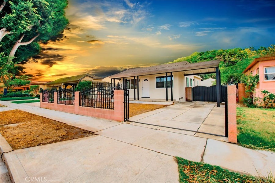 Property photo for 2549 Kansas, South Gate, CA
