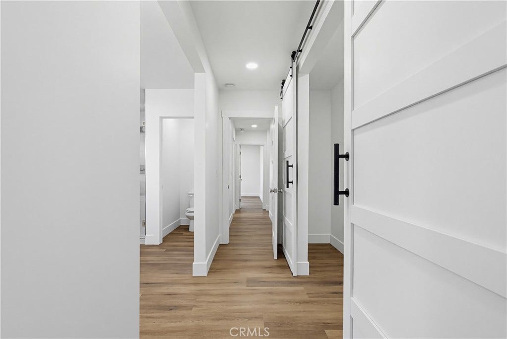 1532 E Old Badillo, Covina, CA 91724 Walk-in closet w/barn door
