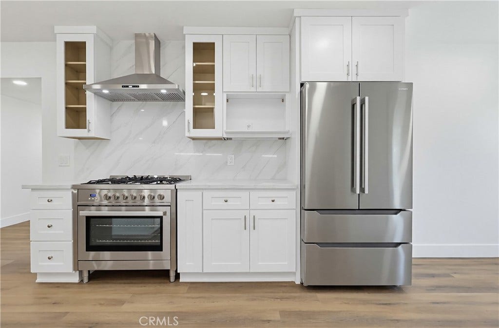 1532 E Old Badillo, Covina, CA 91724 Upgraded COSMO Stainless appliances