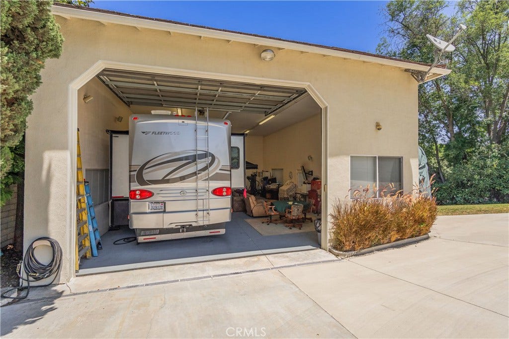 19749 Cameron, Covina, CA 91724 RV garage