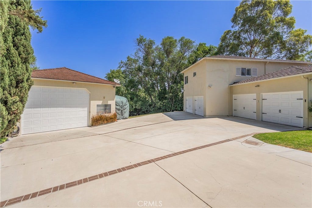 19749 Cameron, Covina, CA 91724 4 car garage