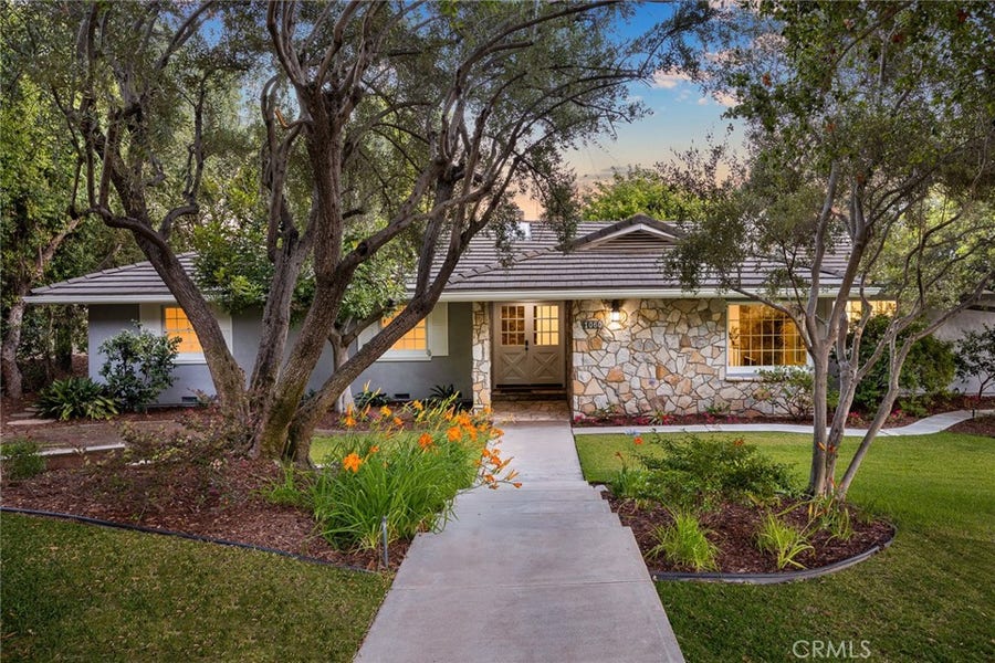Property photo for 1060 W Leadora Avenue, Glendora, CA