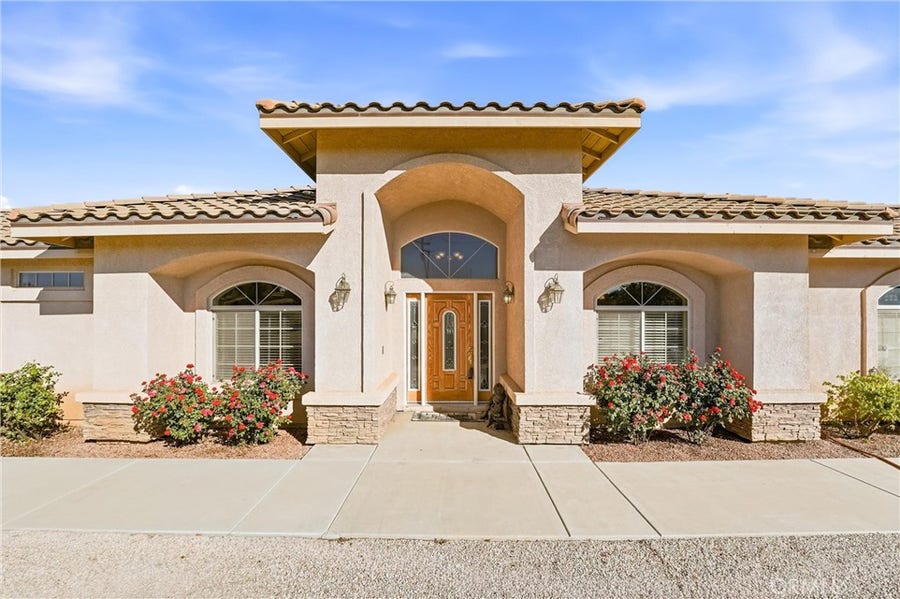 Property photo for 5773 Merito Street, Hesperia, CA