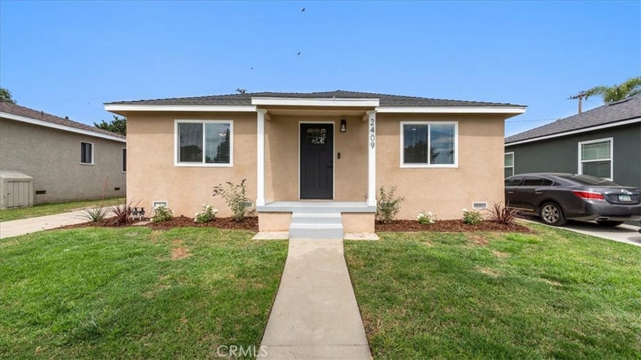 Property photo for 2409 Pepperwood Avenue, Long Beach, CA