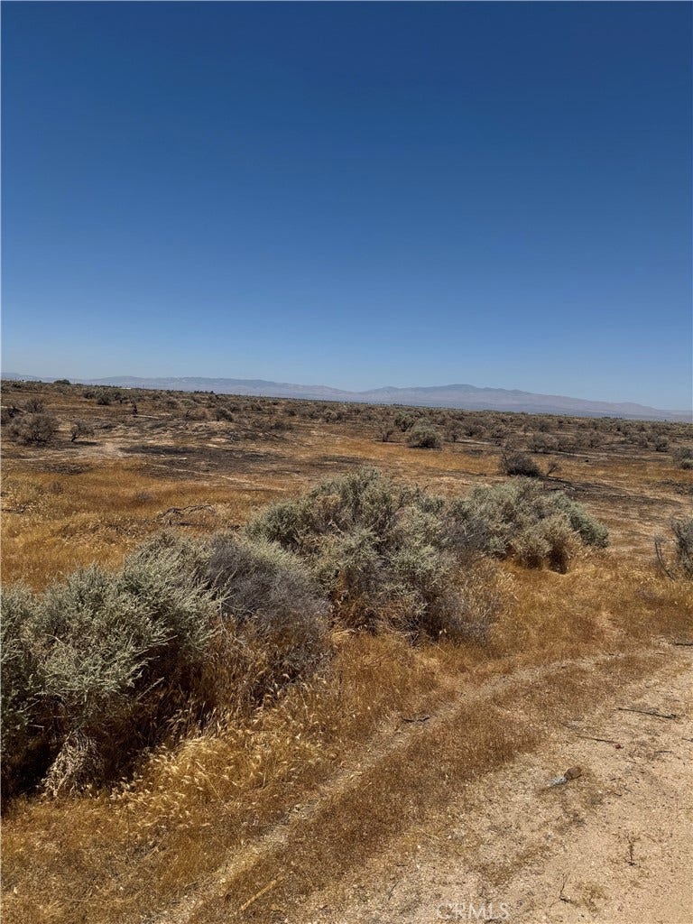 Property photo for 52 W Avenue G-10, Lancaster, CA