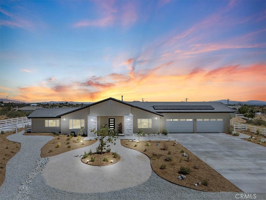 Property photo for 10830 Emerson Road, Oak Hills, CA