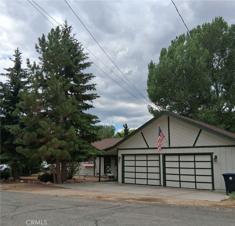 Property photo for 328 Grenfall, Big Bear City, CA