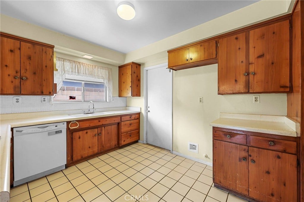 1676 E Wingate Street, Covina, CA 91724 1676 E Wingate Street, Covina, CA 91724