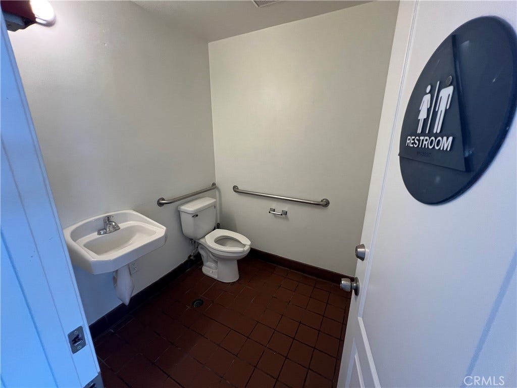 1640 N El Camino Real, San Clemente, CA 92672