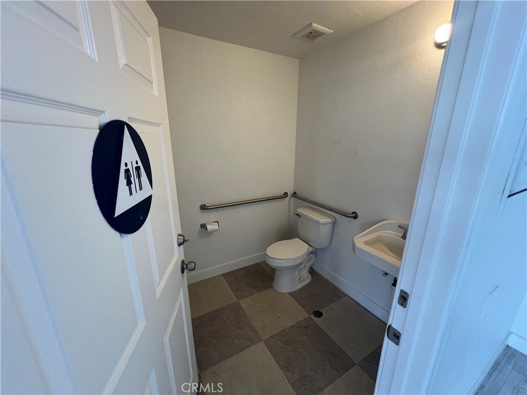 1640 N El Camino Real, San Clemente, CA 92672