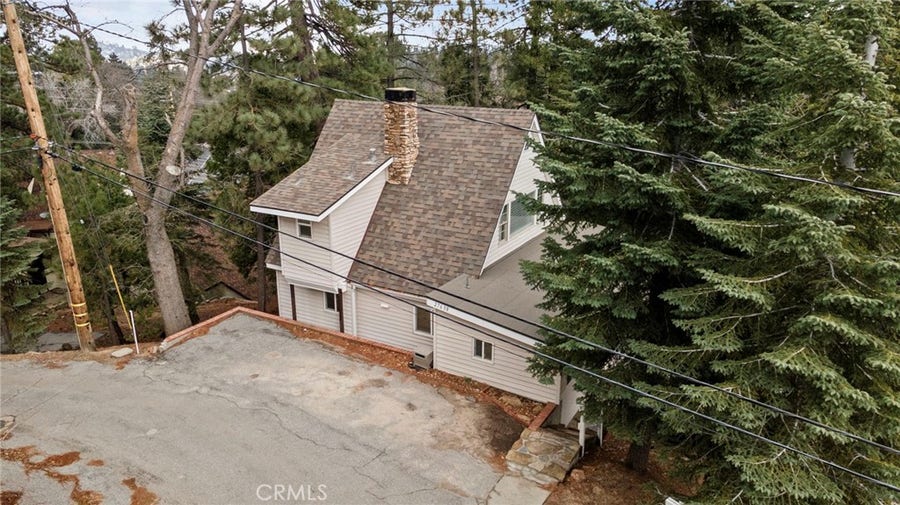 Property photo for 27638 Oak Knoll, Lake Arrowhead, CA
