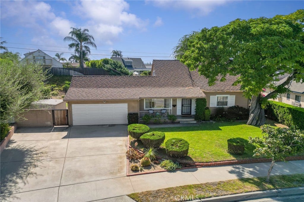 604 N Charter, Covina, CA 91724 Curb appeal. Welcome home.