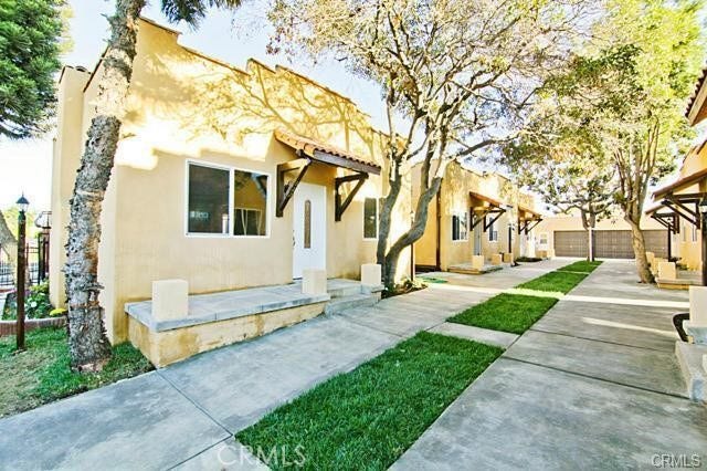 Property photo for 620 W 59th Place, Los Angeles, CA