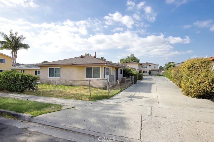 Property photo for 6029 Live Oak Street, Bell Gardens, CA
