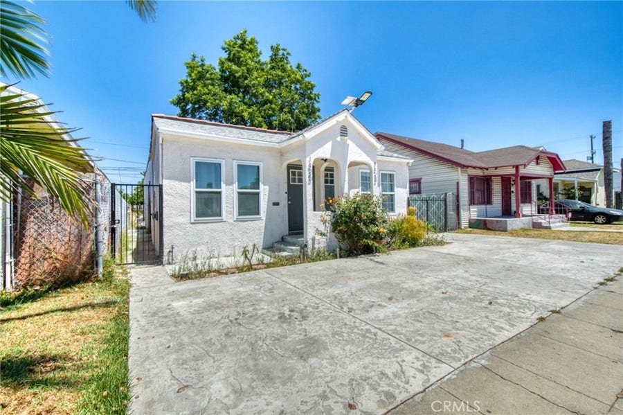 Property photo for 1423 W 65th, Los Angeles, CA