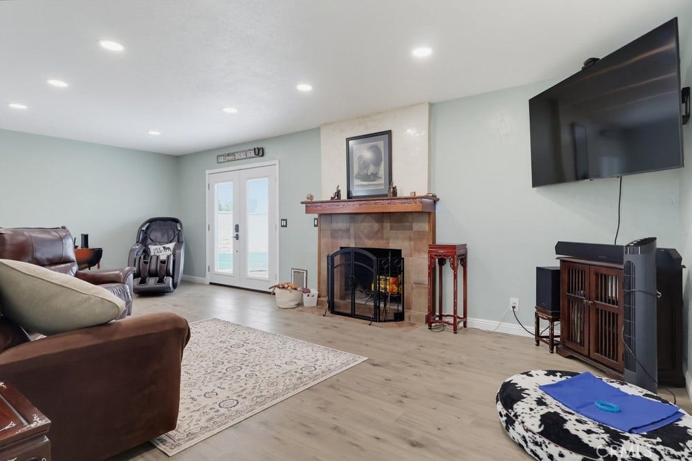 19655 E Covina, Covina, CA 91724 19655 E Covina, Covina, CA 91724