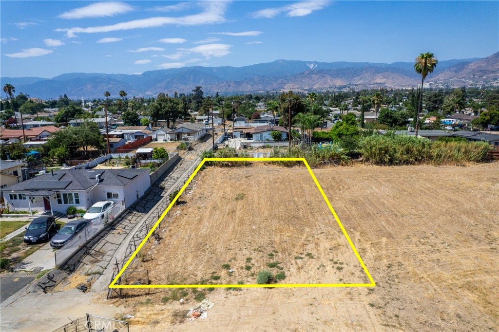 25604 Walker, San Bernardino, CA 92346 25604 Walker, San Bernardino, CA 92346