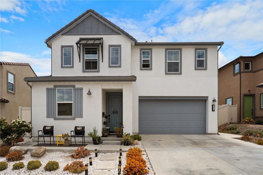 Property photo for 18144 Meridian lane, Saugus, CA
