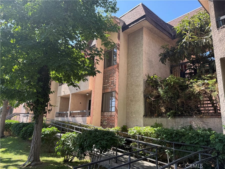 Property photo for 211 Magnolia, #115, Glendale, CA