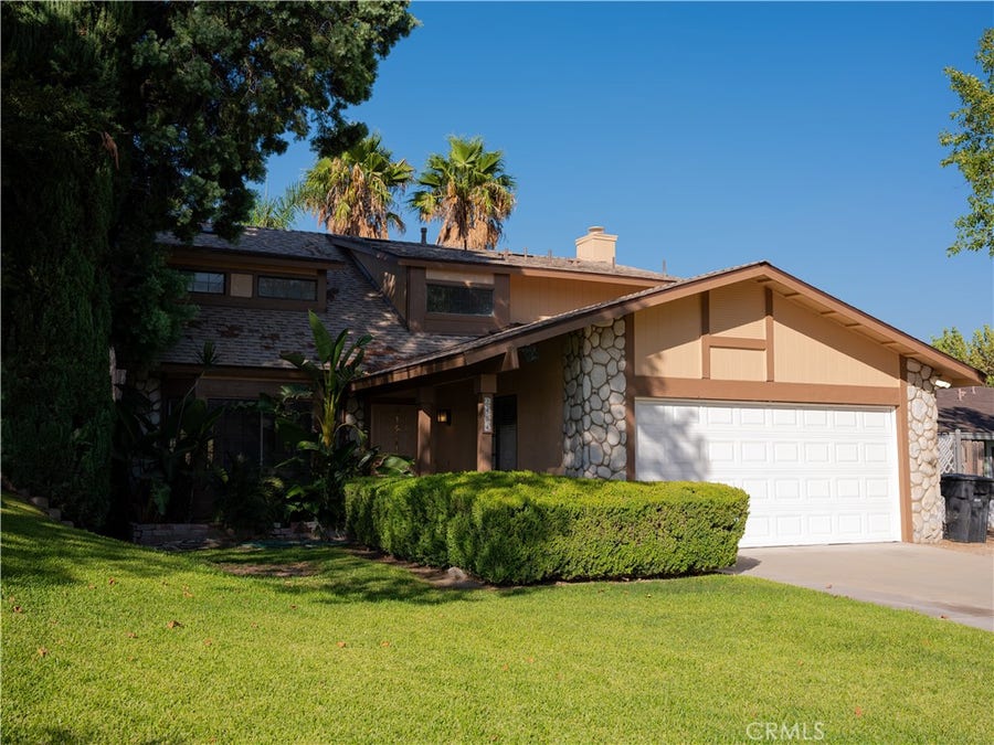 Property photo for 2404 Hyatt, San Bernardino, CA