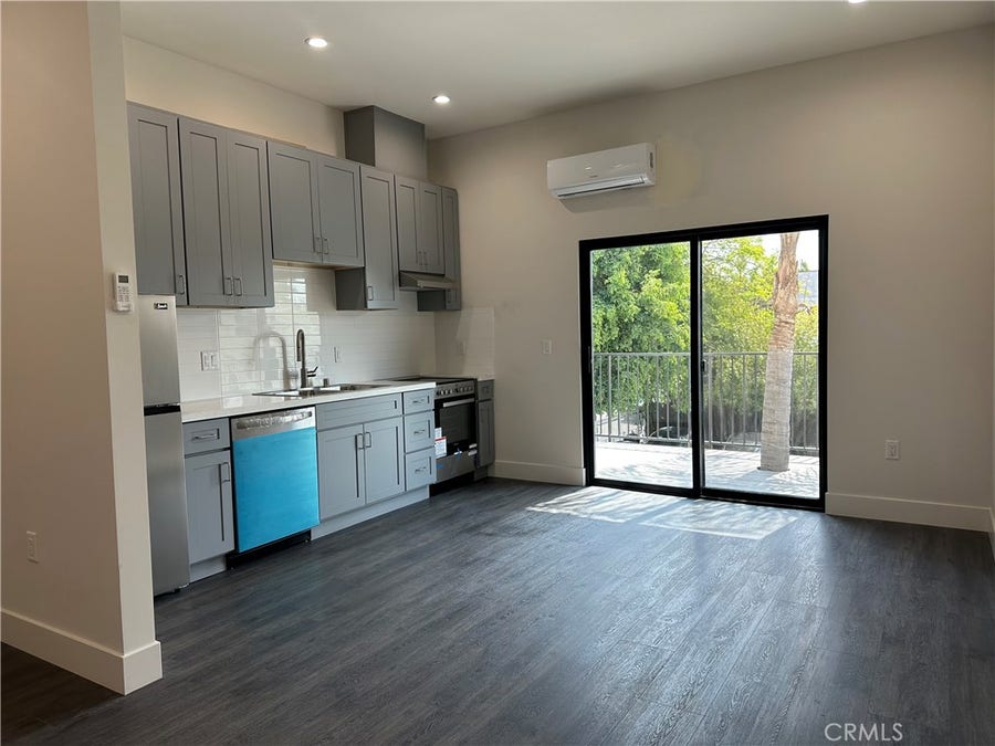 Property photo for 1702 S Hoover, #202, Los Angeles, CA
