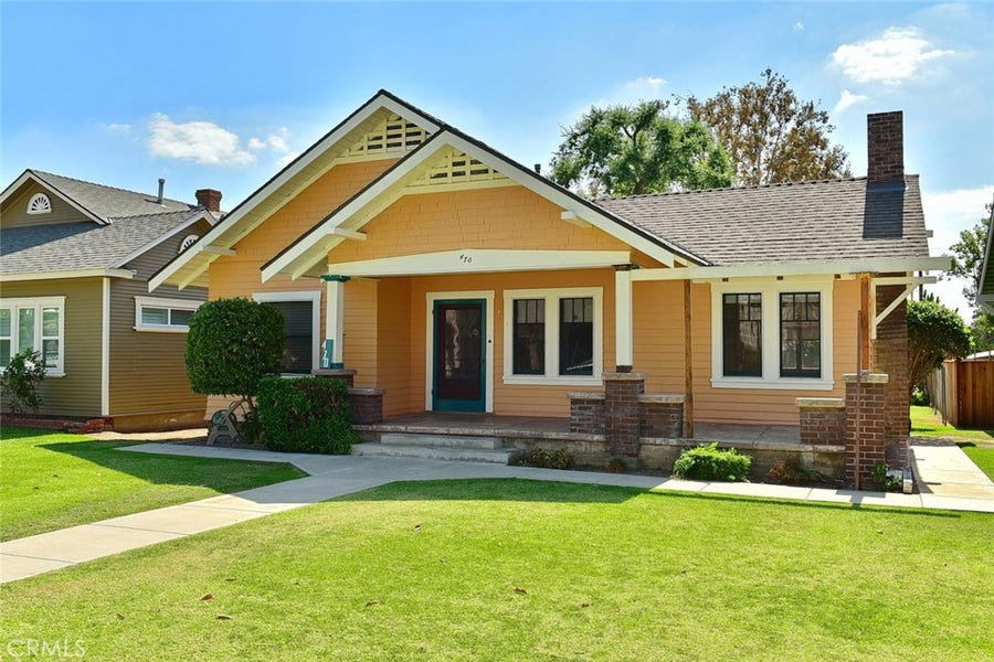 Property photo for 470 W Center Street, Covina, CA