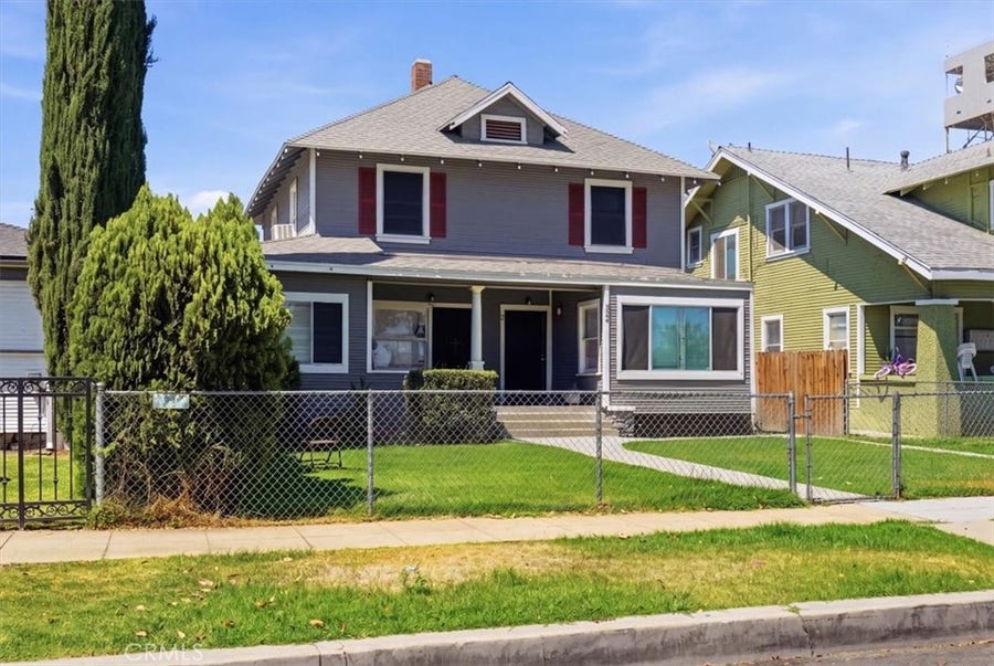Property photo for 324 W C Street W, Ontario, CA