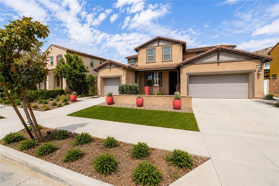 Property photo for 2750 Kings Canyon Drive, Jurupa Valley, CA