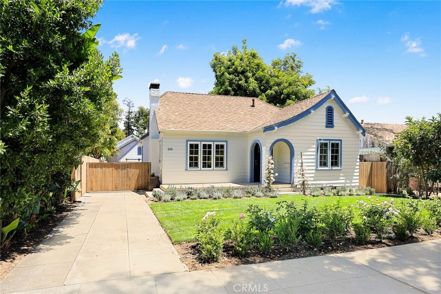 Property photo for 240 S Vinedo Avenue, Pasadena, CA