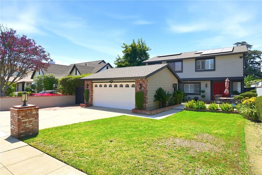 Property photo for 326 E I Street, Ontario, CA