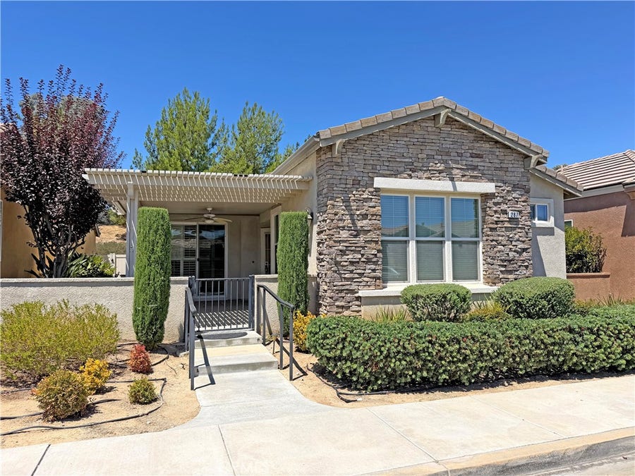 Property photo for 267 White Sands, Beaumont, CA