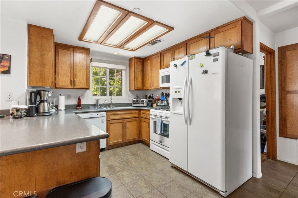 2054 Slippery Elm, Wrightwood, CA 92397 2054 Slippery Elm, Wrightwood, CA 92397