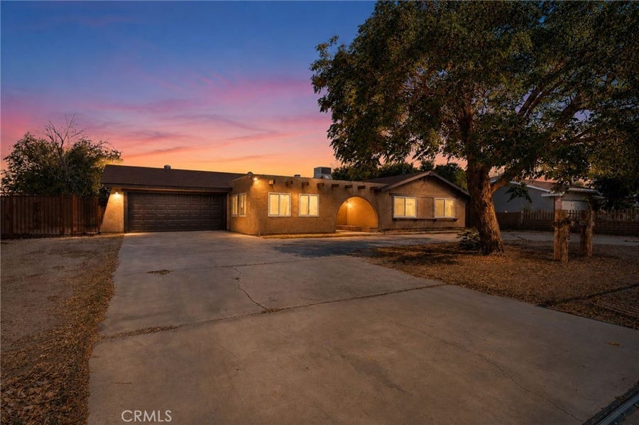 Property photo for 40912 169th E, Lancaster, CA