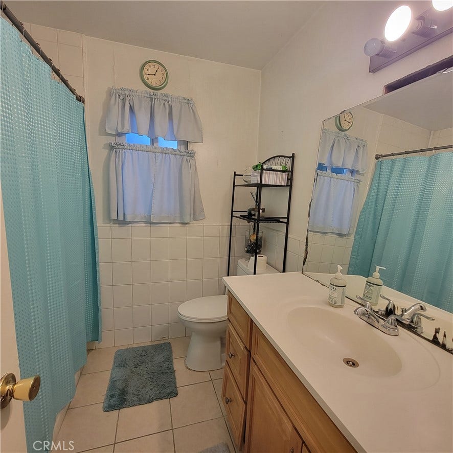 3524 Van Wig, Baldwin Park, CA 91706 main bath