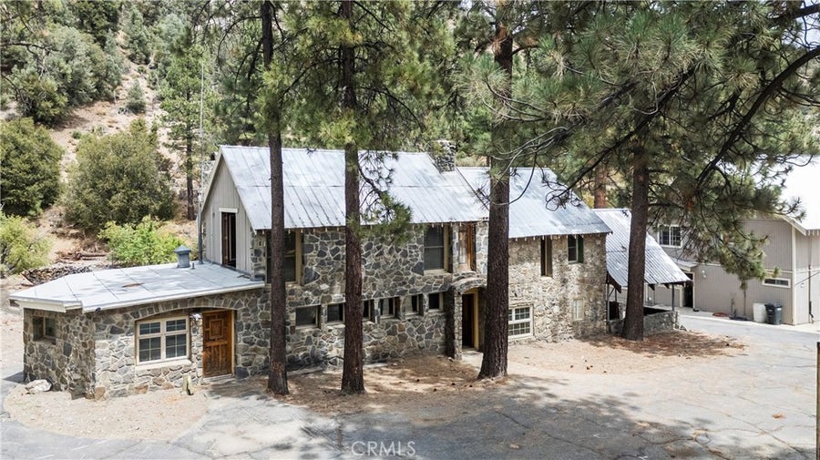 Property photo for 1576 State Highway 2, Wrightwood, CA