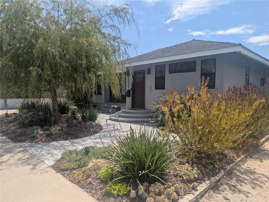 Property photo for 5552 E Peabody, Long Beach, CA