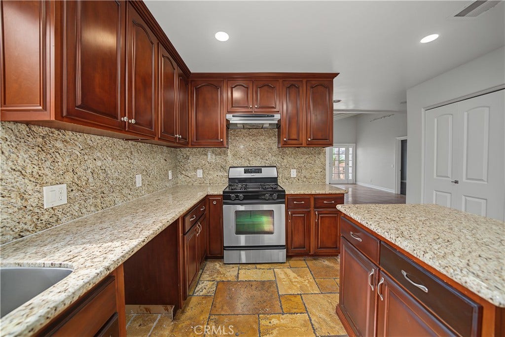 1107 E Larkwood, West Covina, CA 91790 1107 E Larkwood, West Covina, CA 91790