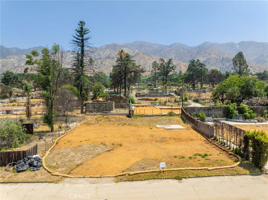 Property photo for 3324 Raymond Avenue, Altadena, CA
