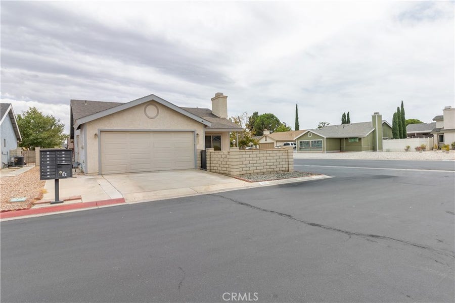 Property photo for 9155 Cherrywood, Hesperia, CA