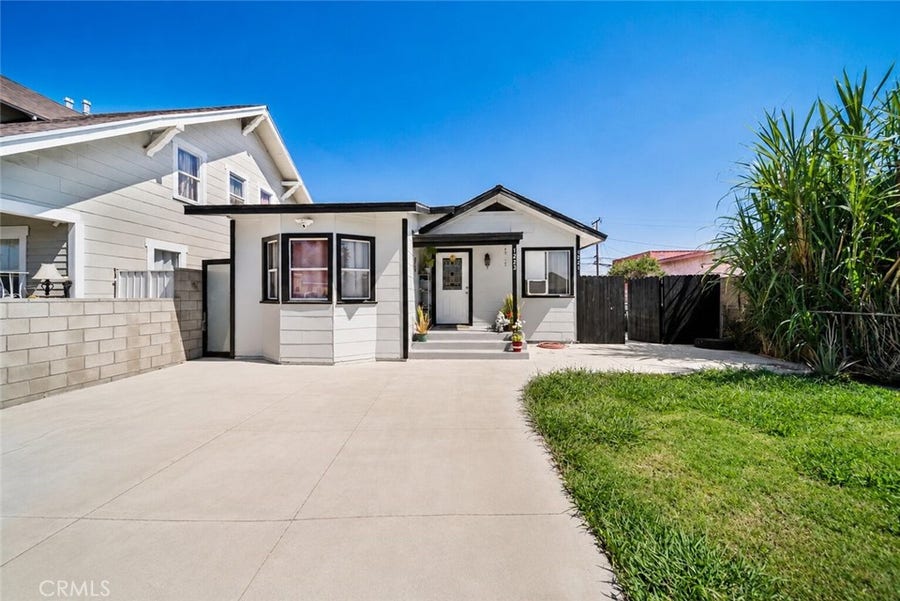 Property photo for 1221 W 88th, Los Angeles, CA