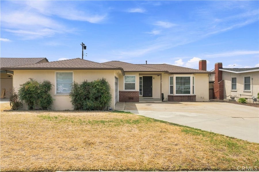 Property photo for 868 James Place, Pomona, CA