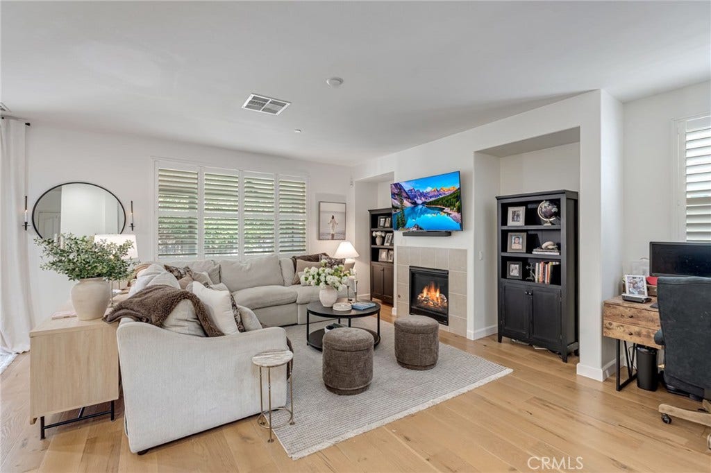 17621 Perilla, San Bernardino, CA 92407 17621 Perilla, San Bernardino, CA 92407