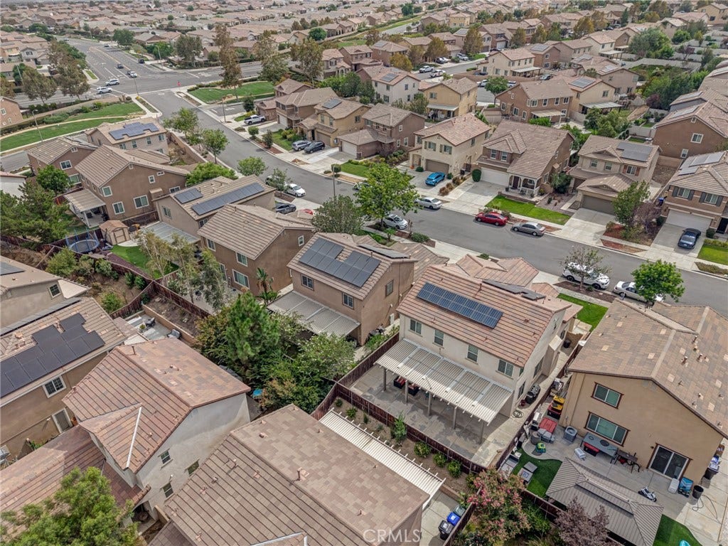 17621 Perilla, San Bernardino, CA 92407 17621 Perilla, San Bernardino, CA 92407