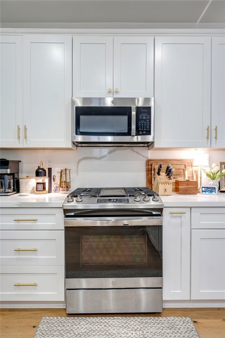 17621 Perilla, San Bernardino, CA 92407 17621 Perilla, San Bernardino, CA 92407