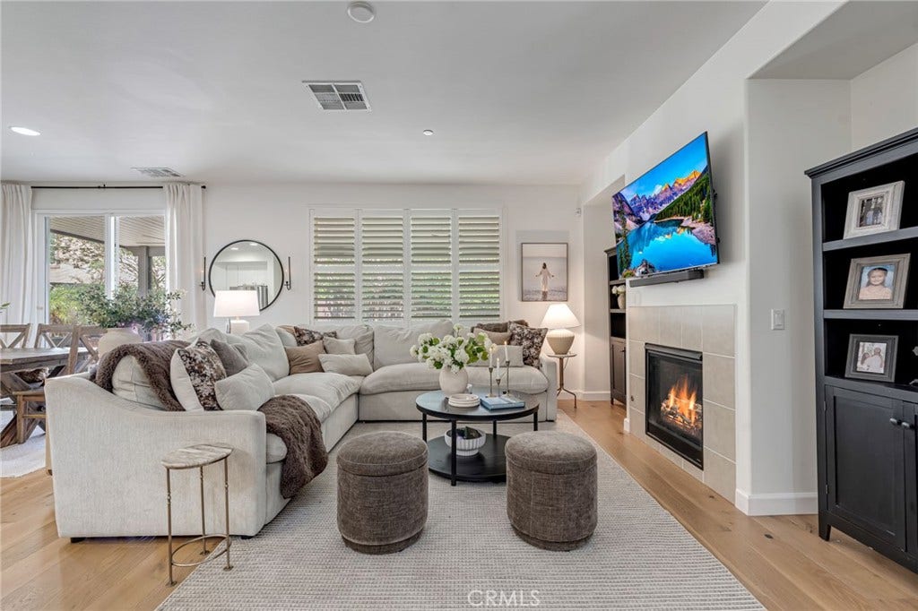17621 Perilla, San Bernardino, CA 92407 17621 Perilla, San Bernardino, CA 92407